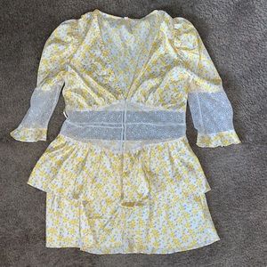 For Love & Lemons Daffodil Yellow Floral Tiered Satin Dress Robe Size XL Tiered